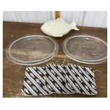 Fitz & Floyd fish dish w/ lid, fish plates