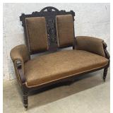 Spoon Carved Victorian Sofa 48ï¿½
