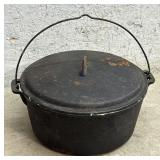 12ï¿½ Cast Iron Dutch Oven