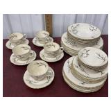 Hanover " Pussy Willow? 5pc table setting *$