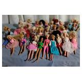 M3 30PC Plastic, rubber Barbie dolls Clothes
