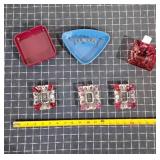 T2 5Pc plastic / glass Ashtrays
