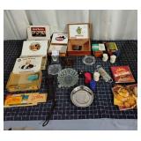 T1 Cigar boxes Cigarette merchandise Ash trays Pok