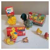 P1-Q1 wind up tin chicks Vintage chicken toys batt