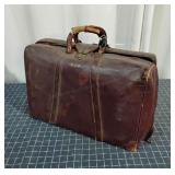R2 ï¿½Emdeeï¿½ by Schell Bag