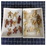 C3 19 Rubber/plastic Cowboy Figurines