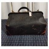 Q2 black leather Suitcase