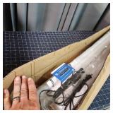 C2 6pc (NIB) LED shop lights 4ft 6500K 40w