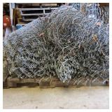YD 2PC Bucket, Hay feeder chain link fence 3 rolls