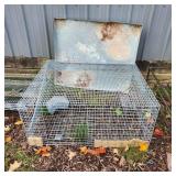 YD Rabbit Hutch & galv. Tray 2x3ft