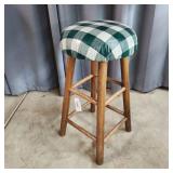 M5 4 legged Stool Green / white Checker