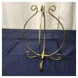 T1 Pier 1 imports ornament holder Gold color