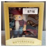 R2 New in box Lumberjack Nutcracker 7"