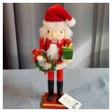 R2 New w/ tags Nutcracker 12"