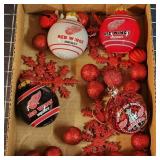 T1 4pc+ Redwings Hockey Ornaments