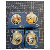 TD5 4 Mickey Unlimited Christma baubles