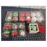 D5 19 "Li Bien" ornament & asso baubles