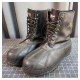 P2 pair Thinsulate Pro line boots Size 13