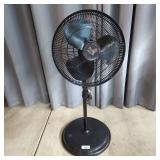 O2 Polar wind oscillating fan