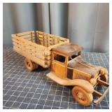 C4 Wooden Stake truck 6x8x19"
