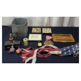 I2 14Pc Christmas bulbs Wind sock Tins bank