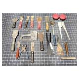 T2 Putty knife Stapler Hole punch