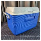 E1 Rubbermaid cooler Blue