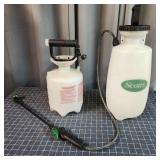 E4 2pc garden Sprayers pump style