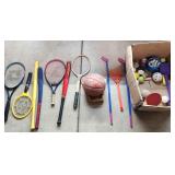 I3 20pc+ Sporting equipment: Tennis, Basketball, B