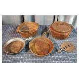 M4 4pc+ (1) Cast iron pan, (2) Cast dutch ovens, (
