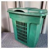 M5 Rubbermaid Laundry Basket 13x19x21" Green