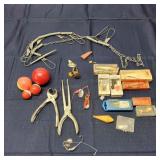 T3 18Pc Bobbers lures Pliers Stringer Includes vin