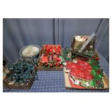 T2 25pc+ Christmas lights, Cookie tin, christmas d