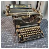 H2 Remmington Antique Typewriter 12 12