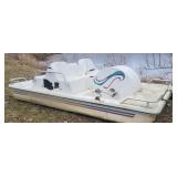 1 boat fiberglass marine 4 seats paddlewheeler III