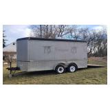 1 trailer tandem axle enclosed haul