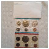 LB Uncirculated sets U.S coins 1975 P/D