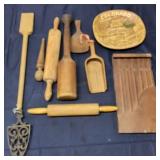 I2 9Pc Wood Kitchenware primitives