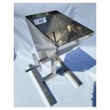 E Perfection Onion Condiment Dispenser