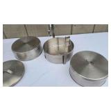 D Katie Brown Metal 3 Tier Lunch Kit with handle