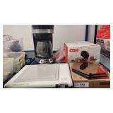 B 6pc 2 warming trays, Hamilton Deluxe waffle bowl