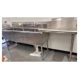 A Atlantic Metal Works 3 Co Stainless Steel Sink w
