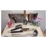 A 7.5x18in Stainless Utensi 2 22in 2 prong forks,