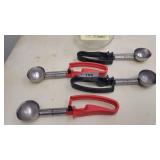 A 4 Zcroll Ice Cream Scoops