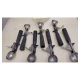 A 7 Vollrath Ice Cream Scoo