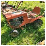 Morrice,Mi_Vintage Simplicity Tractor
