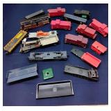 F2 19Pc Caboose Train car parts Flat cars