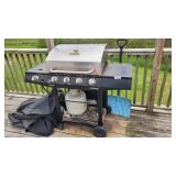Char Broil Propane Grill w/Pizza Oven