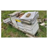 FAUSSETT RD HOWELL Feeders Clean Excluders Bottom
