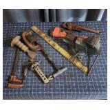 T5 - Plumbing Tool Lot with Pipe Wrenche Comprehen